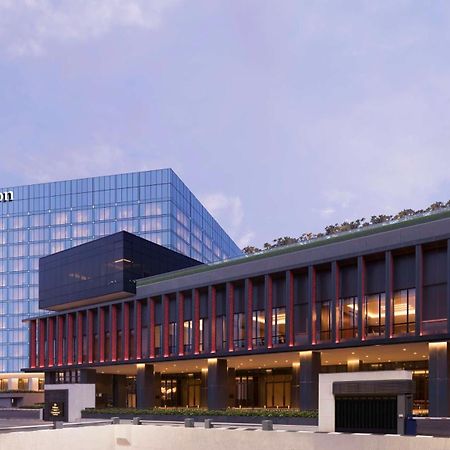 Hilton Bengaluru Embassy Manyata Business Park Hotel Buitenkant foto